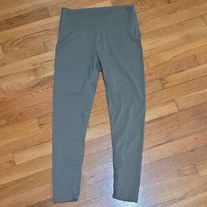 Lululemon Olive Green High-Waisted Leggings